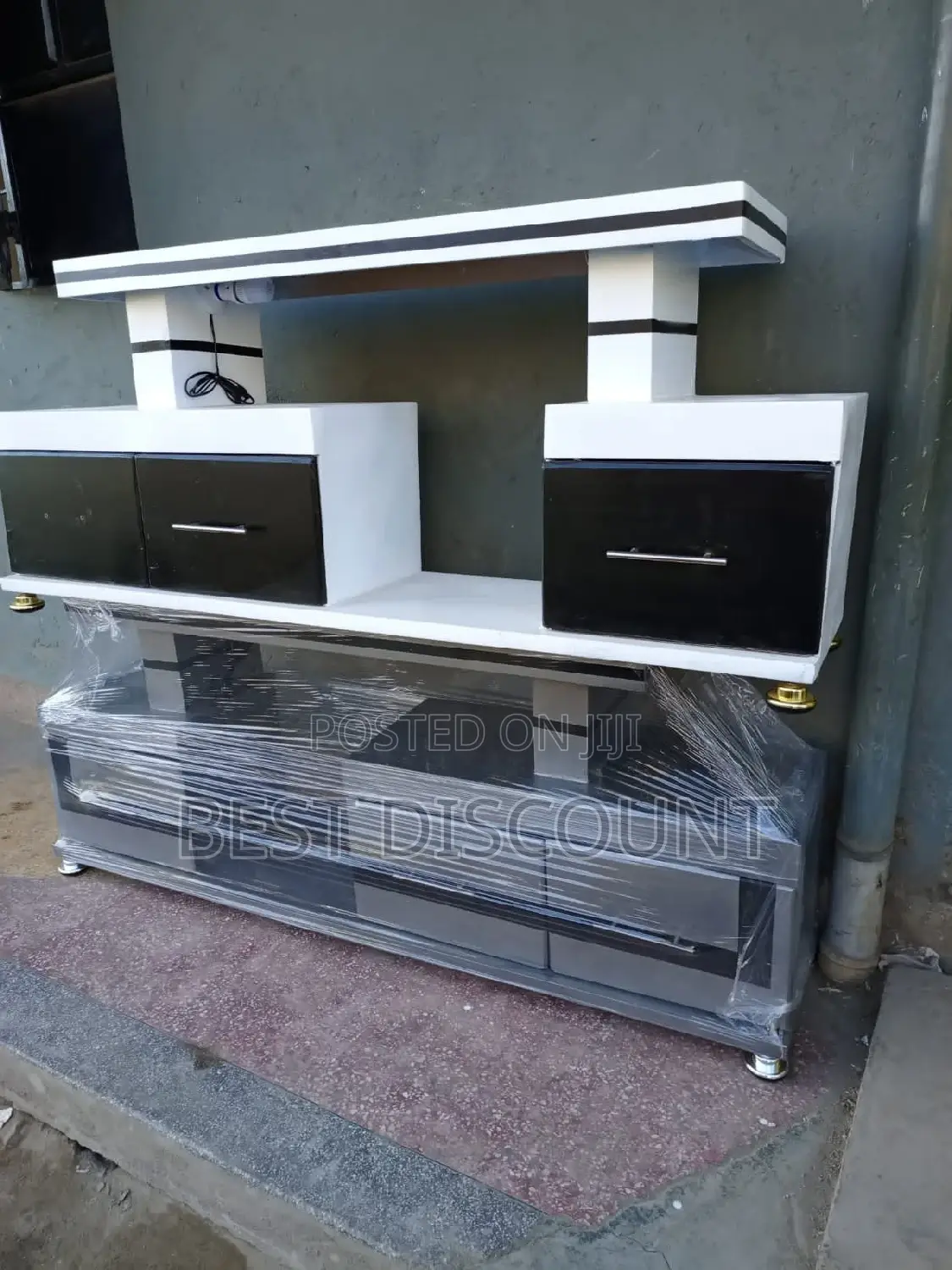 TV Stands With LED