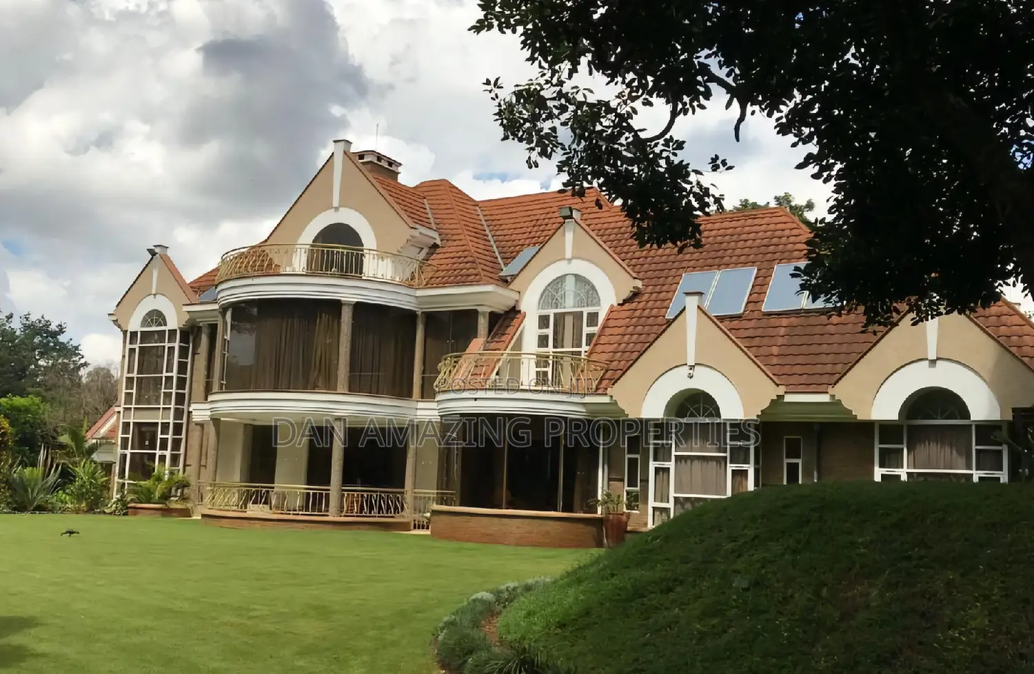 5bdrm Maisonette in Old Muthaiga 1.3 for sale
