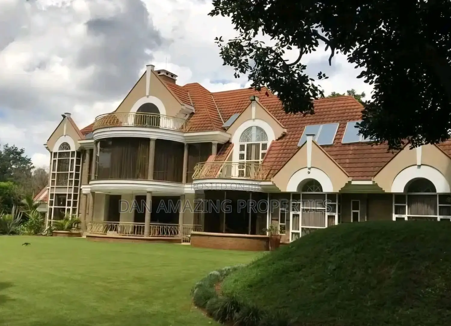 5bdrm Maisonette in Old Muthaiga 1.3 for sale