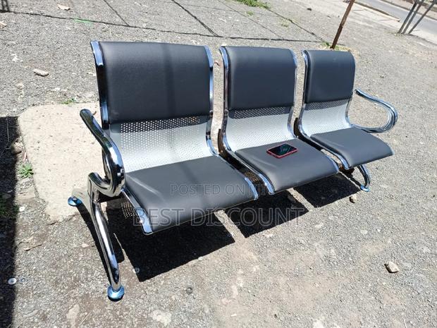 Visitors Chairs Visitors Chairs - main view