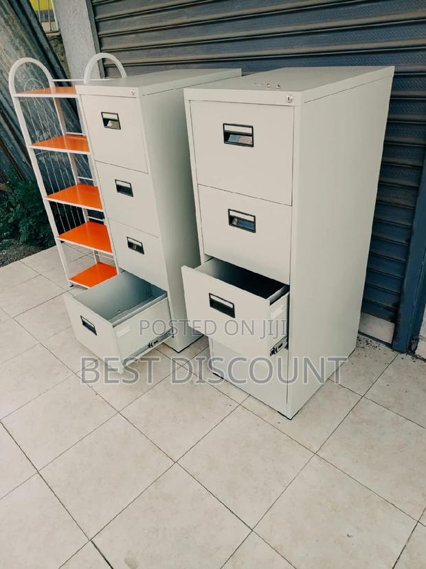 Storage Cabinets Storage Cabinets - thumbnail 3