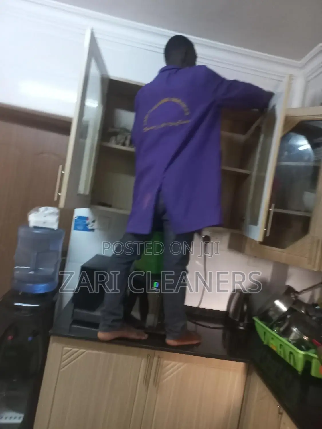 Best Divan and Sofaset Cleaning Services in Eastleigh