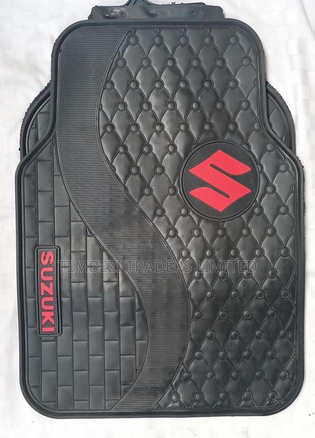 Floor Mats Suzuki