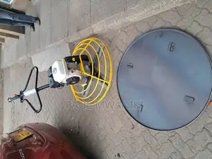 Honda Power Trowel Machine. Complete Set.