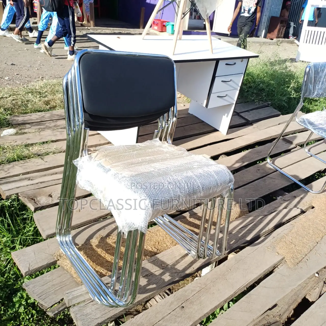 Waiting /Cfa Chair/Office Chair (Desk=Ksh.4500)