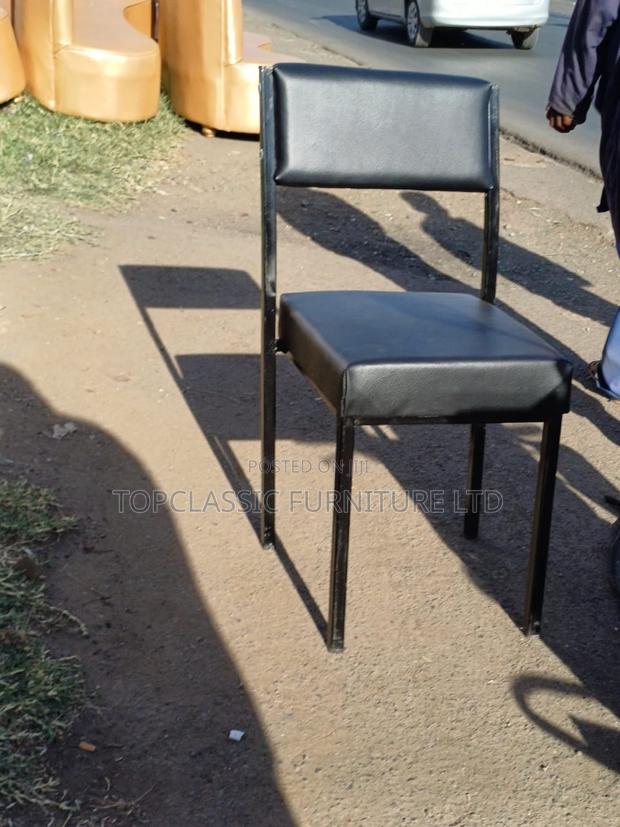 Waiting Chair Caterina