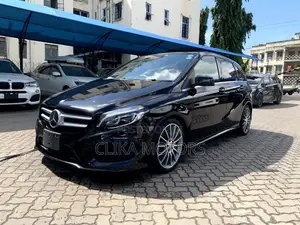 Mercedes-Benz B-Class 2017 Black
