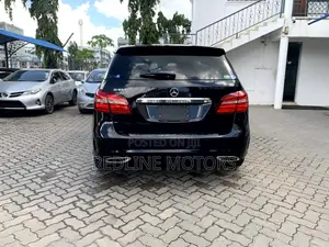 Mercedes-Benz B-Class 2017 Black