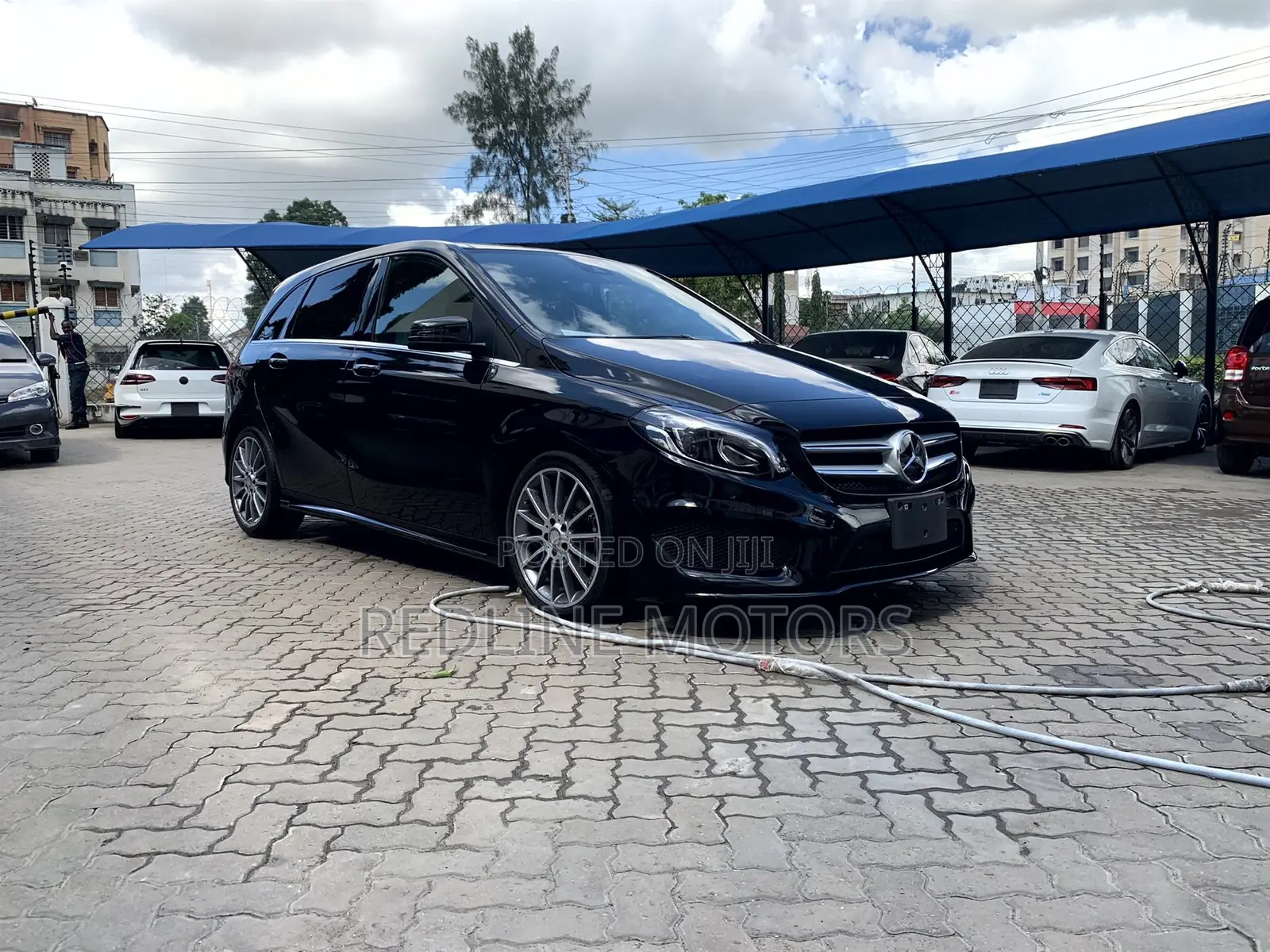 Mercedes-Benz B-Class 2017 Black