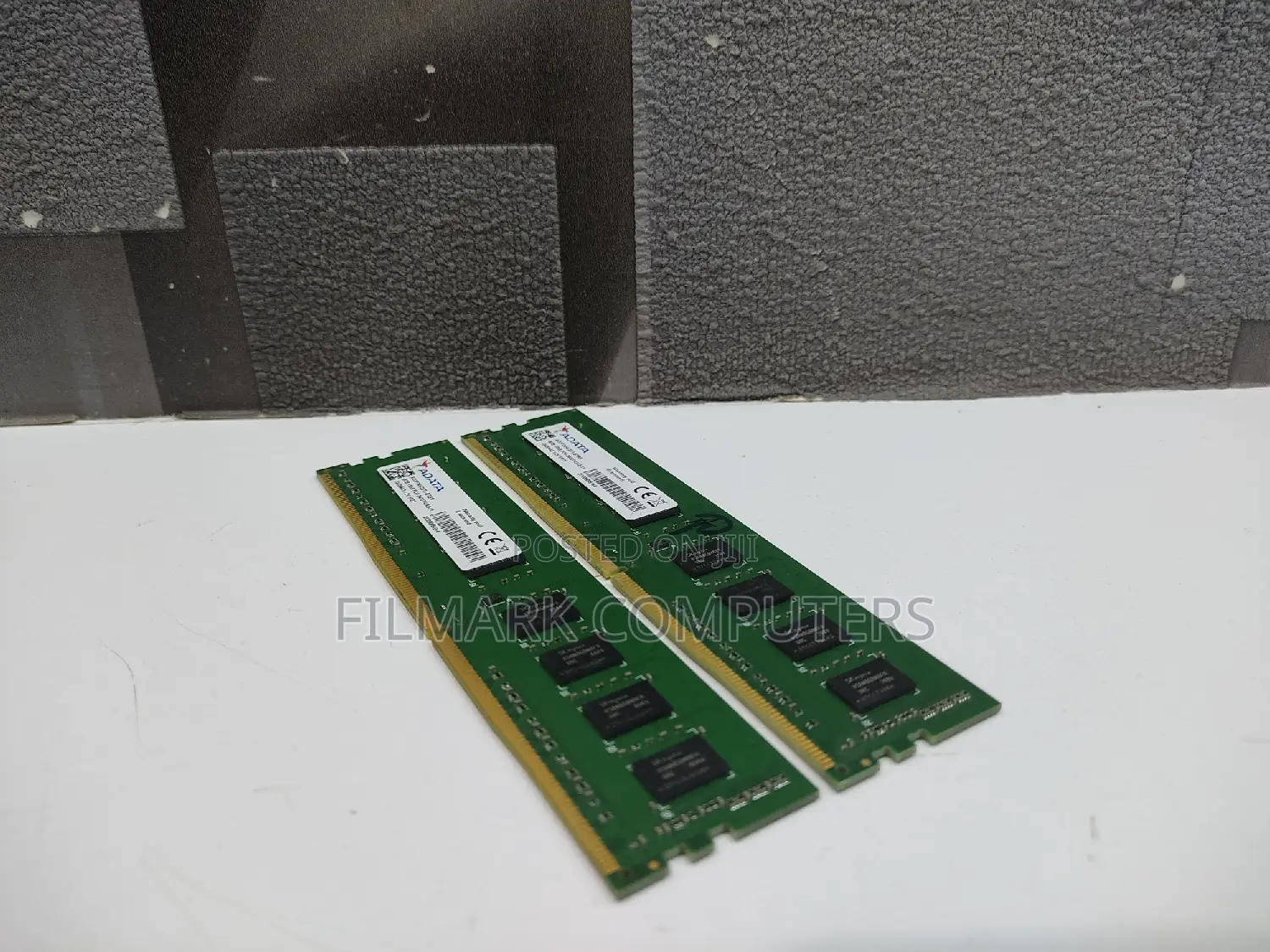 Adata 8gb 1rx8 Pc4-2400t-ua0-11 For Desktop