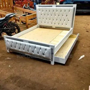 Chester/Mocket Beds Available 5x6