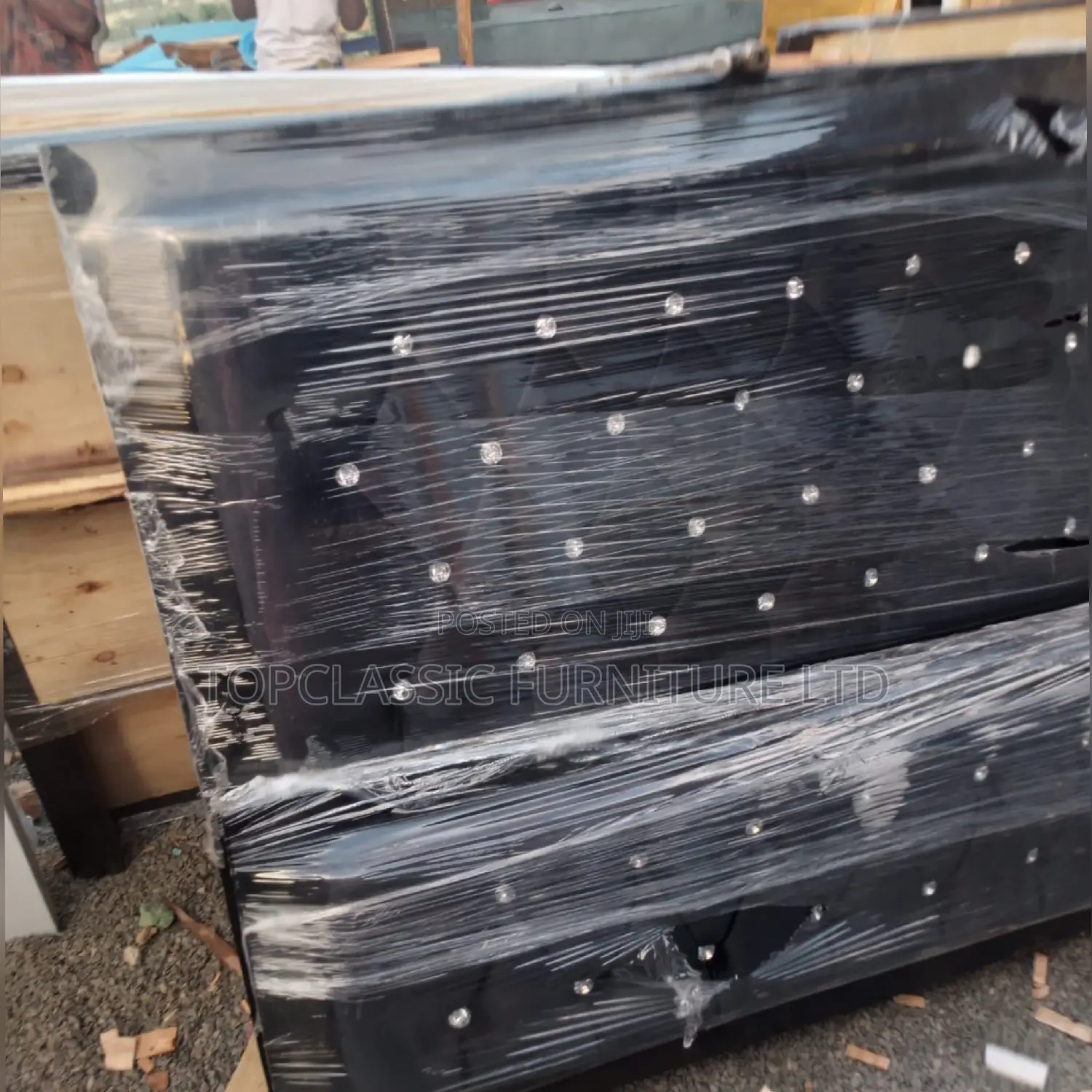 Chester/Mocket Beds Available