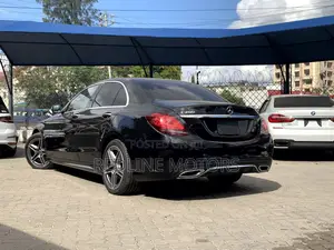 Mercedes-Benz C200 2018 Black