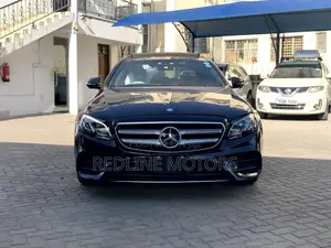 Mercedes-Benz C200 2018 Black