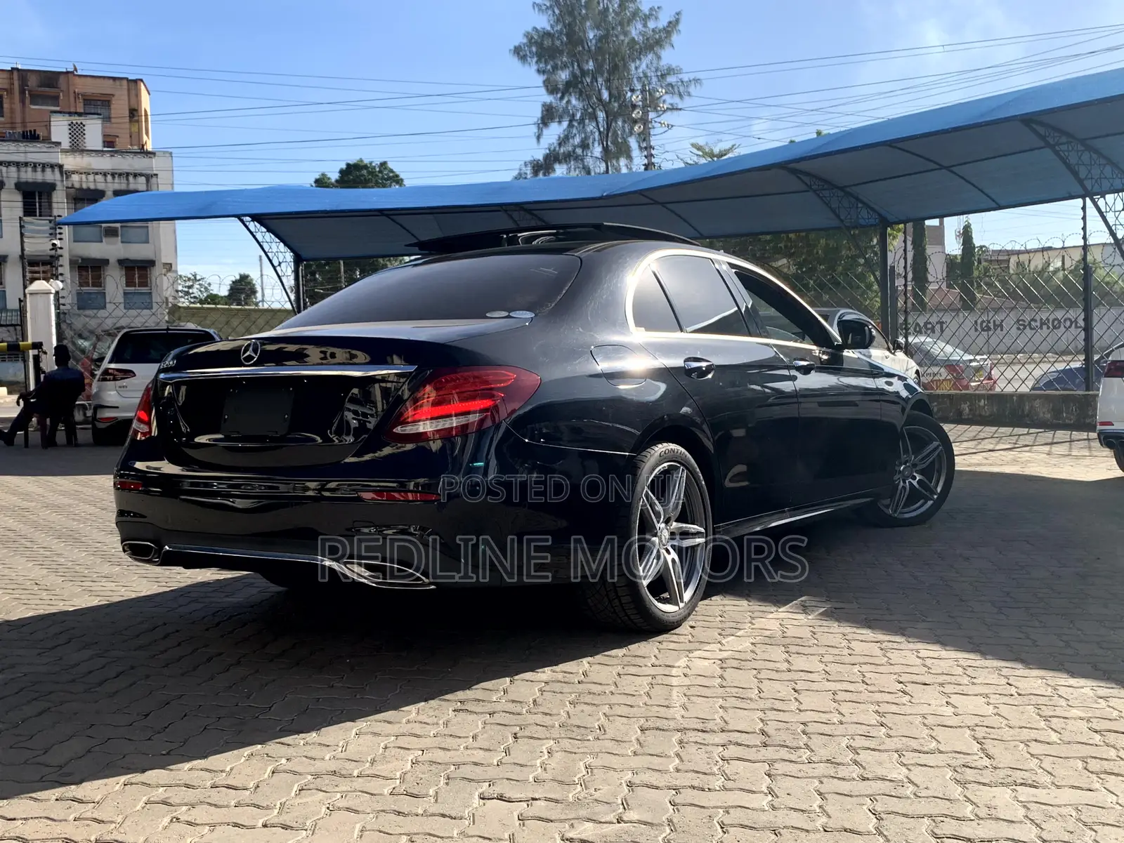 Mercedes-Benz E200 2017 Black