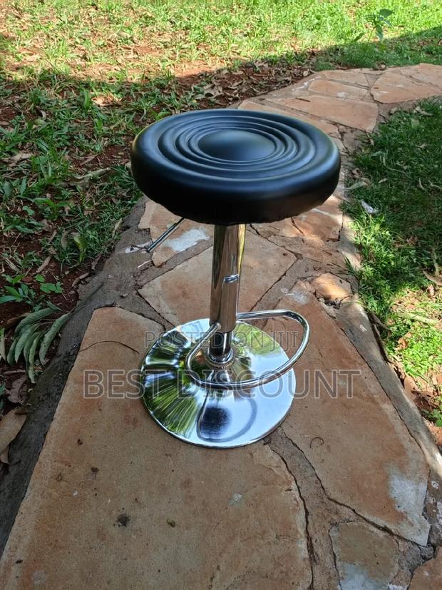 Salon Stools Salon Stools - main view