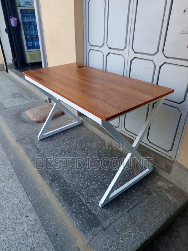 Office Table Office Table - main view