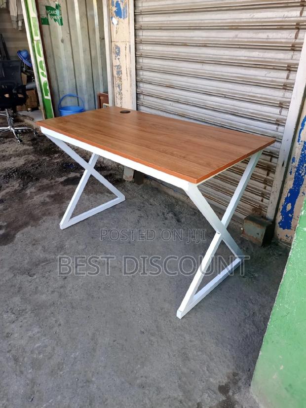 Office Table Office Table - main view