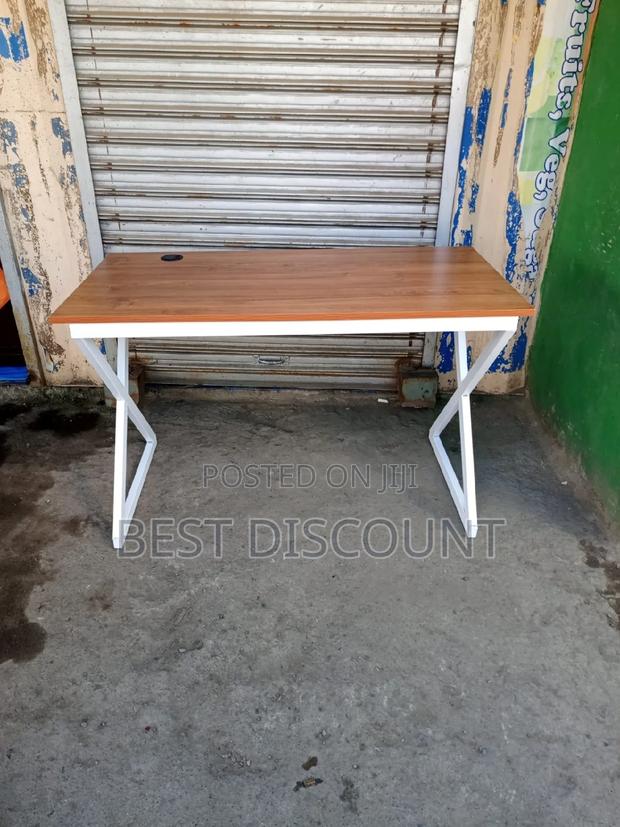 Office Table Office Table - main view