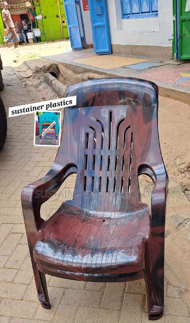 Highback Plastic Chairs - thumbnail 2