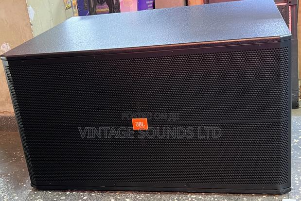 JBL SRX728 Dual 18-Inch Double Subwoofer - thumbnail 2