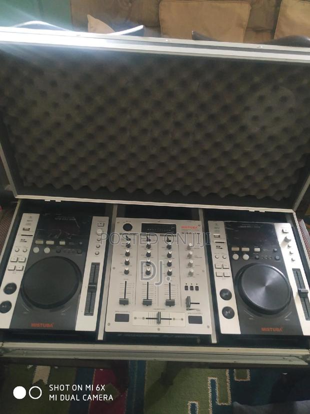 Old School CDJS and Mixer - main view