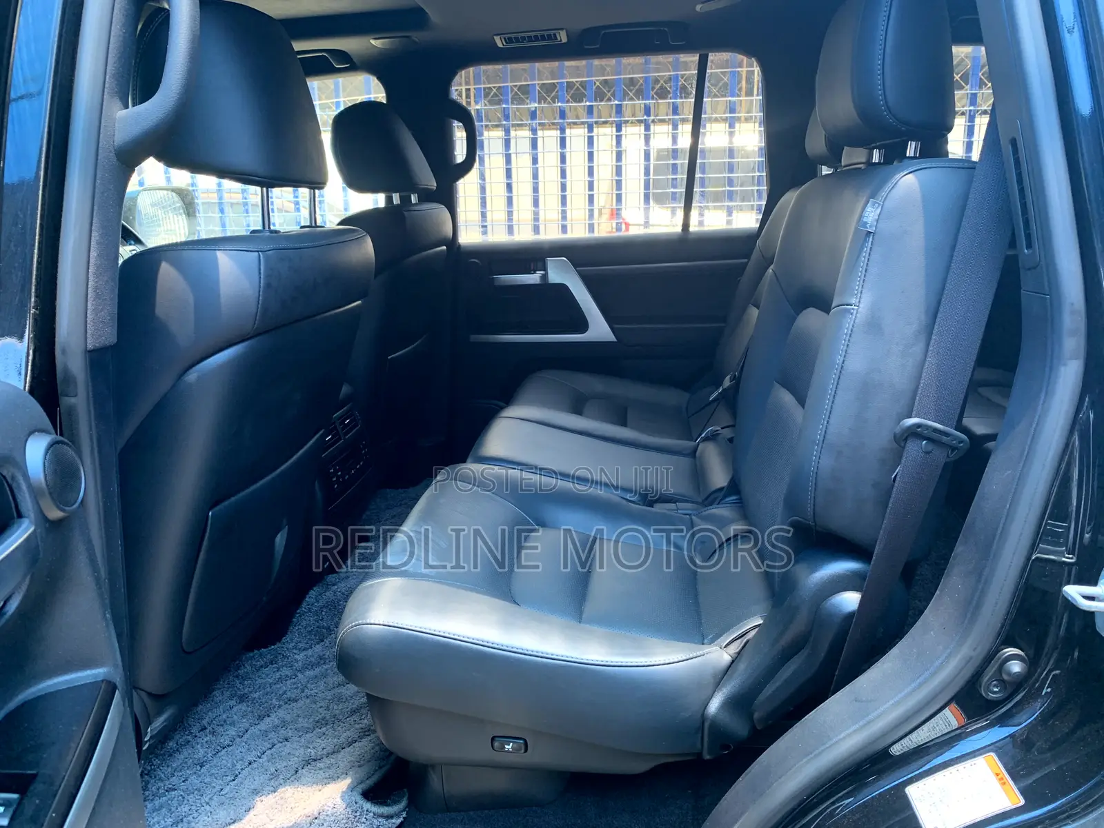 Toyota Land Cruiser 2016 Black