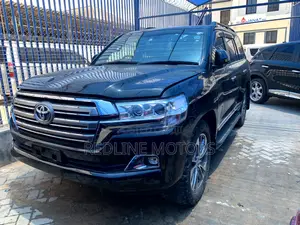 Toyota Land Cruiser 2016 Black