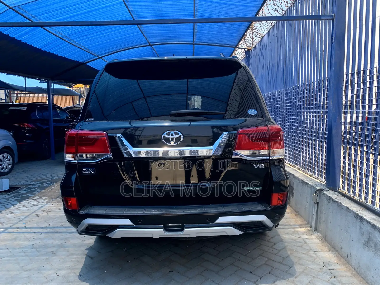Toyota Land Cruiser 2016 Black