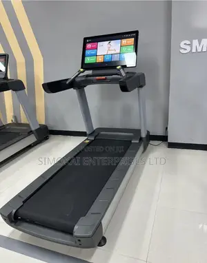 Commercial Treadmill With 30" Screen 9.0hp