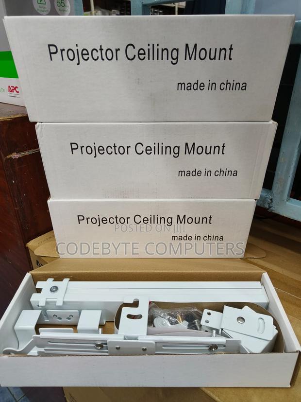 Projector Mount **Ceiling Mount //Ceiling Mount - main view