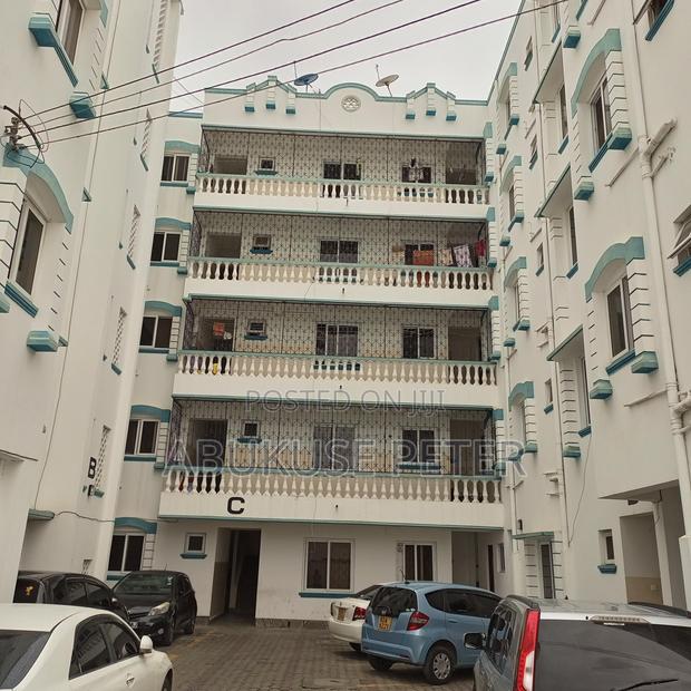 2bdrm Apartment in Tudor for rent - main view