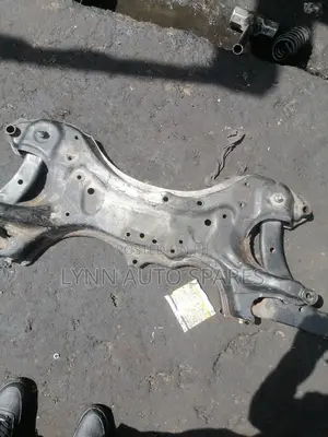 Toyota Premio 240 /Voxy/Noah Crossmember 2wd