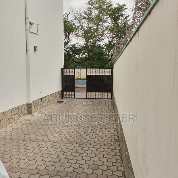 2bdrm Apartment in Tudor for rent - thumbnail 2