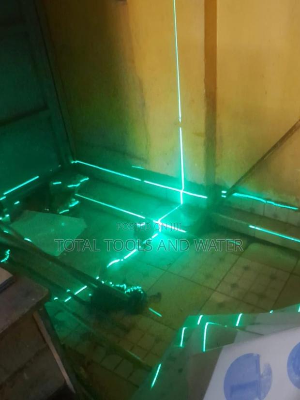 Makita Laser Level Machine 16 Line Auto Level 360° Level Indicator - main view