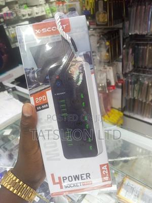 Power Extension 8 USB Slot and 2 TP-C Slots 3000 Watts - thumbnail 2