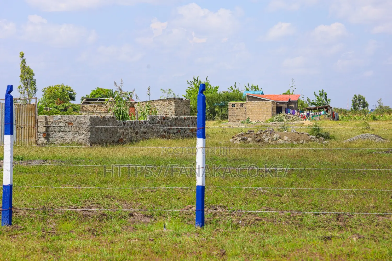 Corner Plots for Sale ^Ma