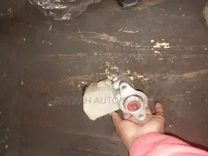 Brake Master Cylinder Toyota Townace Nguruwe 