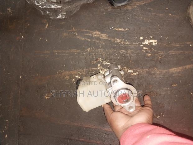Brake Master Cylinder Toyota Townace Nguruwe