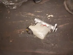 Brake Master Cylinder Toyota Townace Nguruwe 