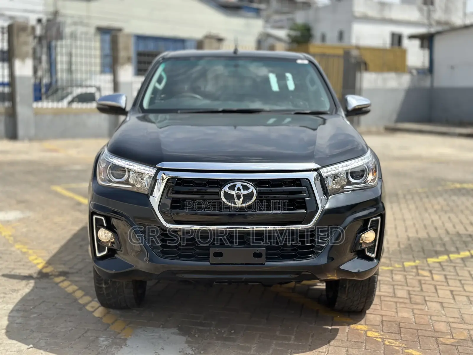 Toyota Hilux Revo Double Cab Deisel 2.8 AWD 2016 Black