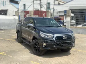 Toyota Hilux Revo Double Cab Deisel 2.8 AWD 2016 Black