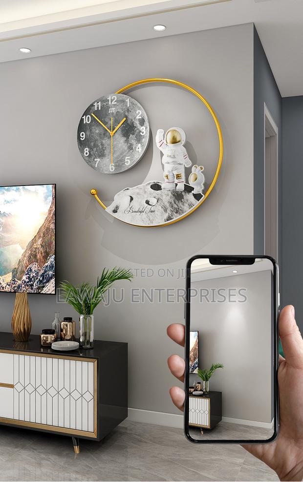 Nordic Astronaut Fashion Wall Clock