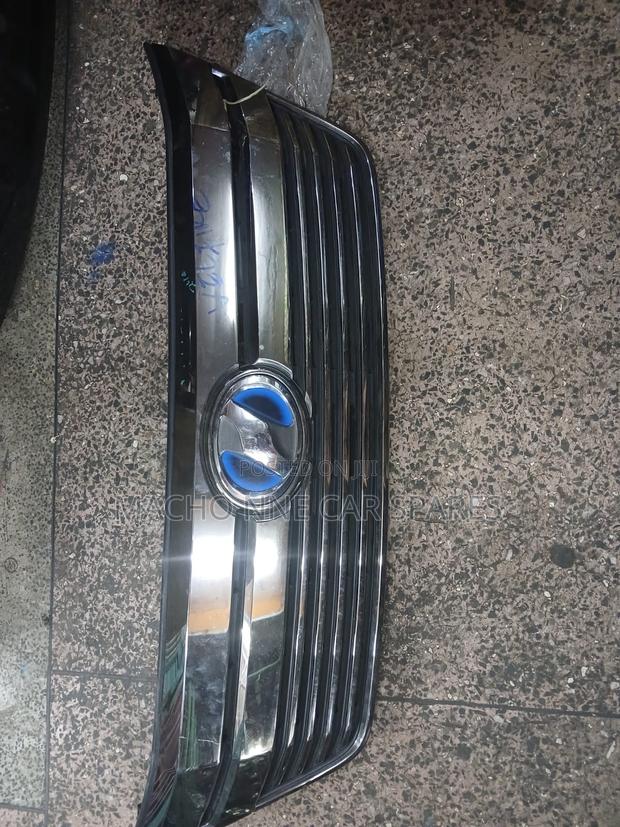 Toyota Vellfire 2012 Grill - thumbnail 2