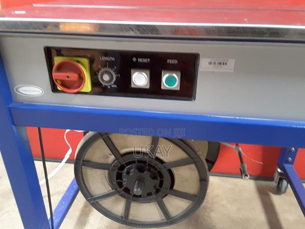 Optimax Open Frame Semi Automatic Table Strapper. - thumbnail 3