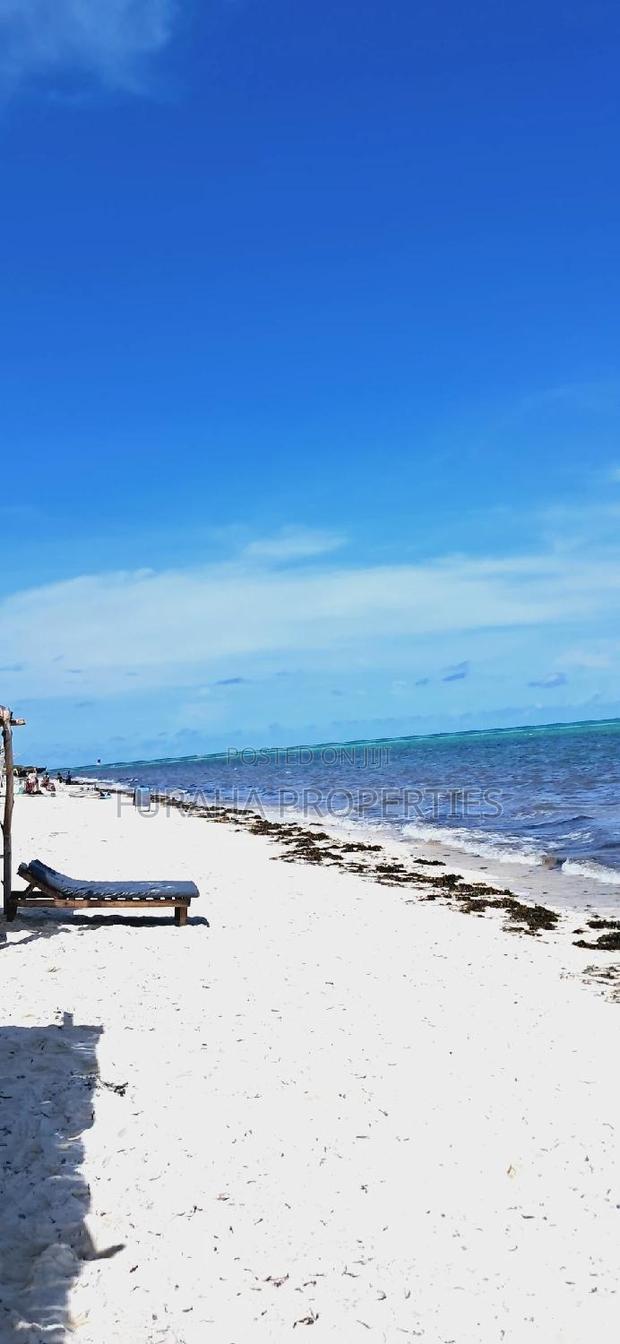 For Sale 10 Acre Sandy Beach Land.