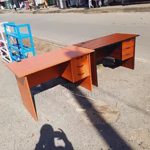 QUALITY OFFICE DESKS Available (Payment on Delivery)