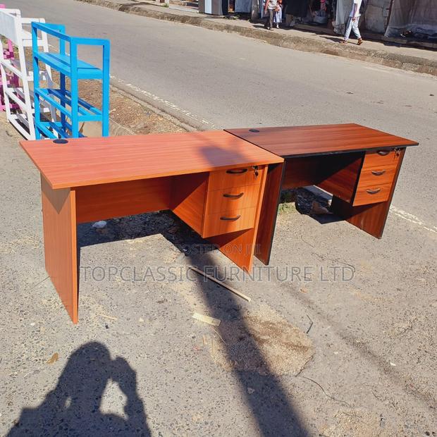 QUALITY OFFICE DESKS Available (Payment on Delivery) - main view