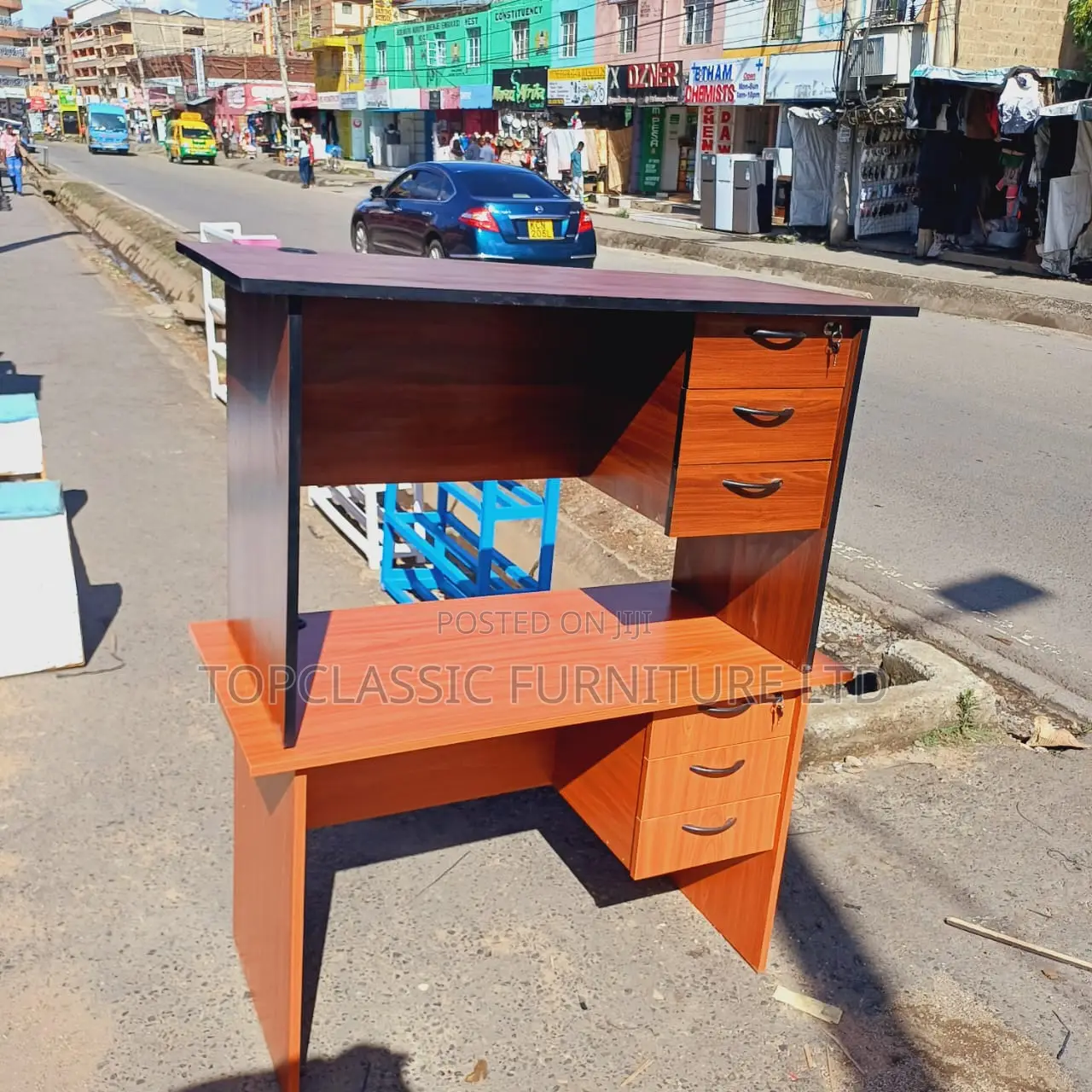QUALITY OFFICE DESKS Available (Payment on Delivery)