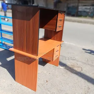 QUALITY OFFICE DESKS Available (Payment on Delivery)